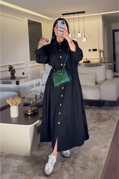 Une robe, mille styles... Porte-la en toute simplicité, de façon élégante et discrète, ou stylise-la à ta manière.