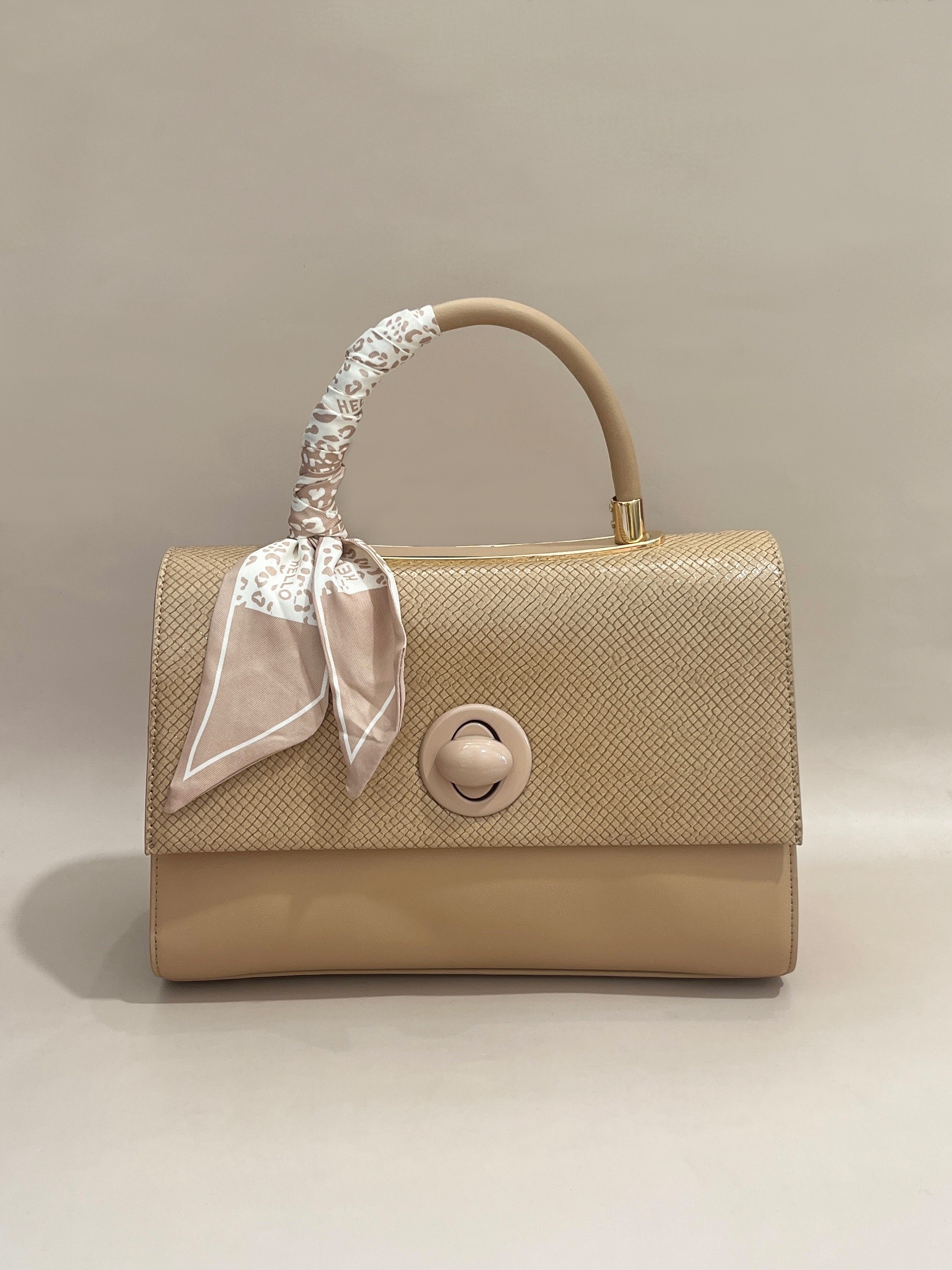 Elegant Black Leather Handbag with Scarf Detail – Timeless Chic
