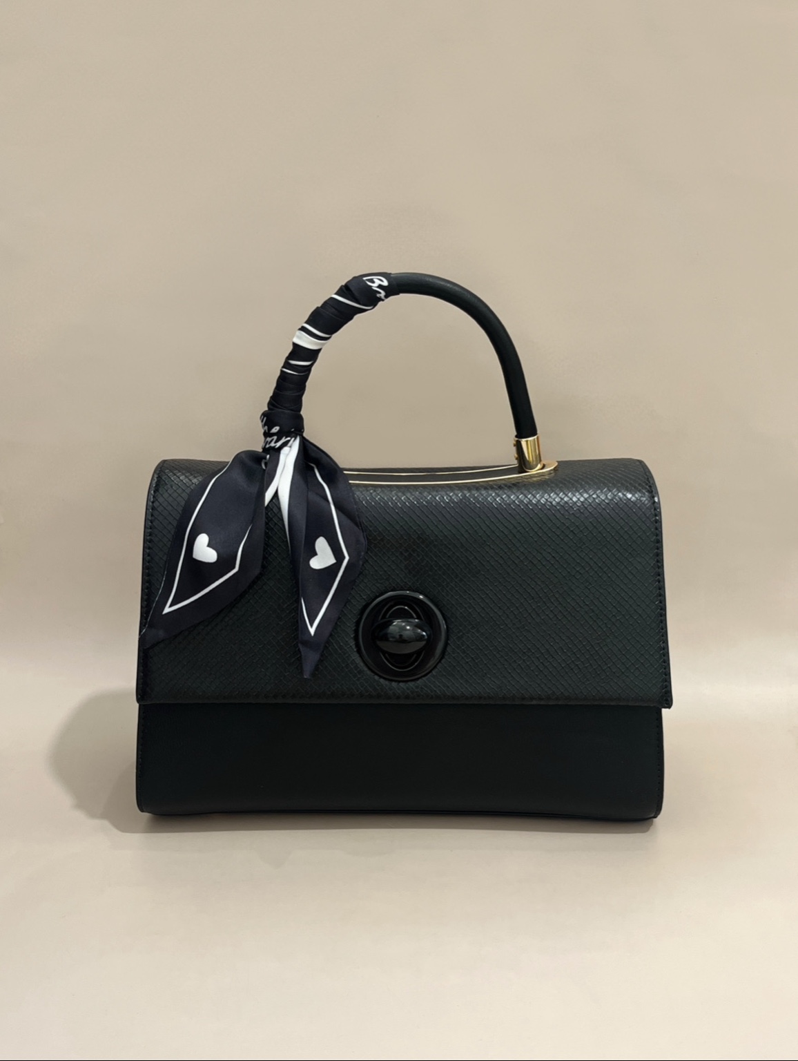 Elegant Black Leather Handbag with Scarf Detail – Timeless Chic