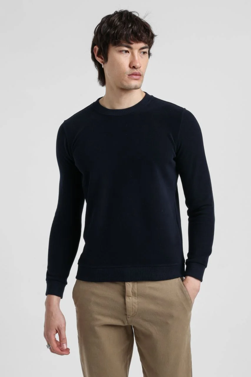 Pull Fin Homme – Confort Premium & Style Minimaliste