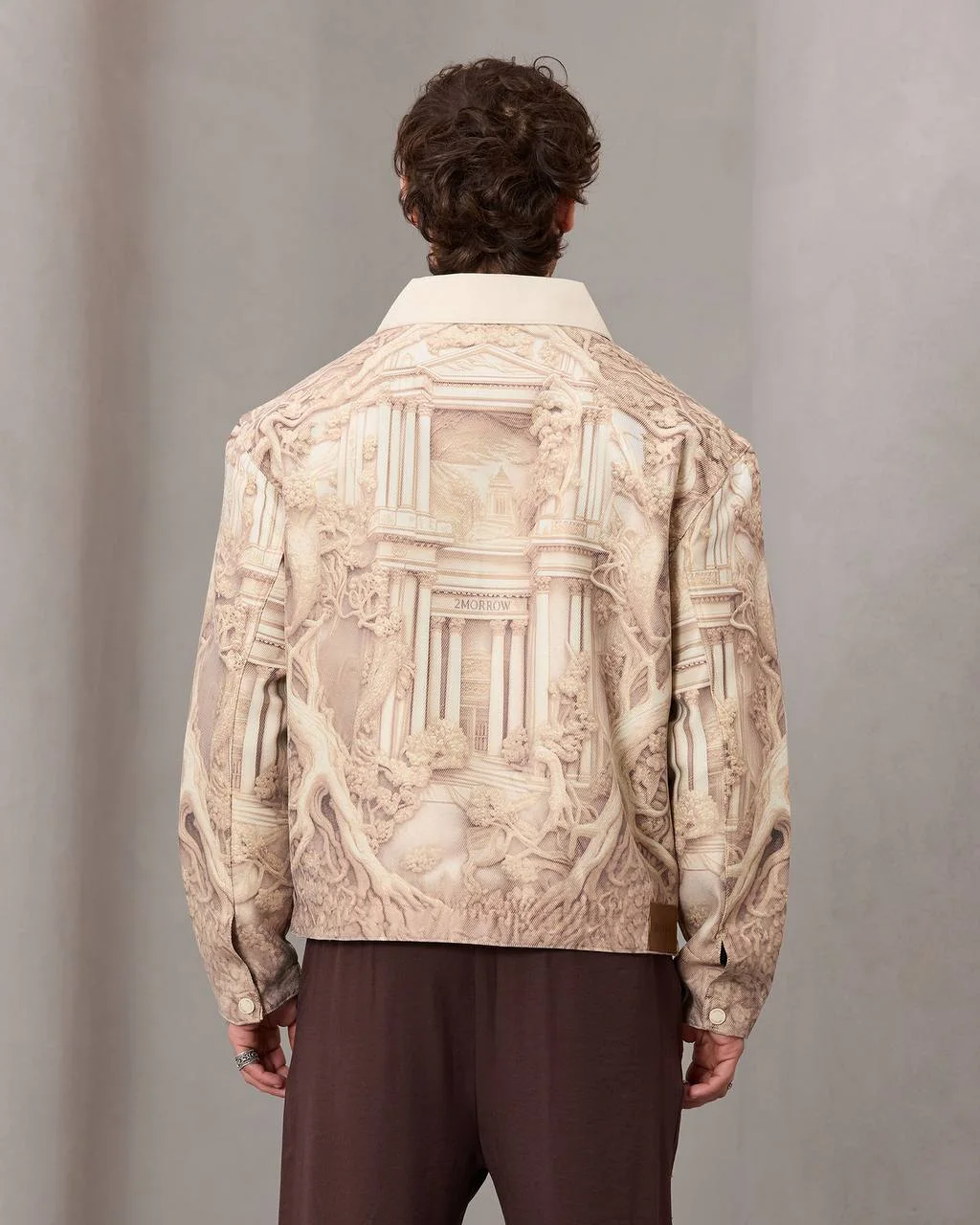 Veste Artistique Baroque – Design Premium & Style Unique