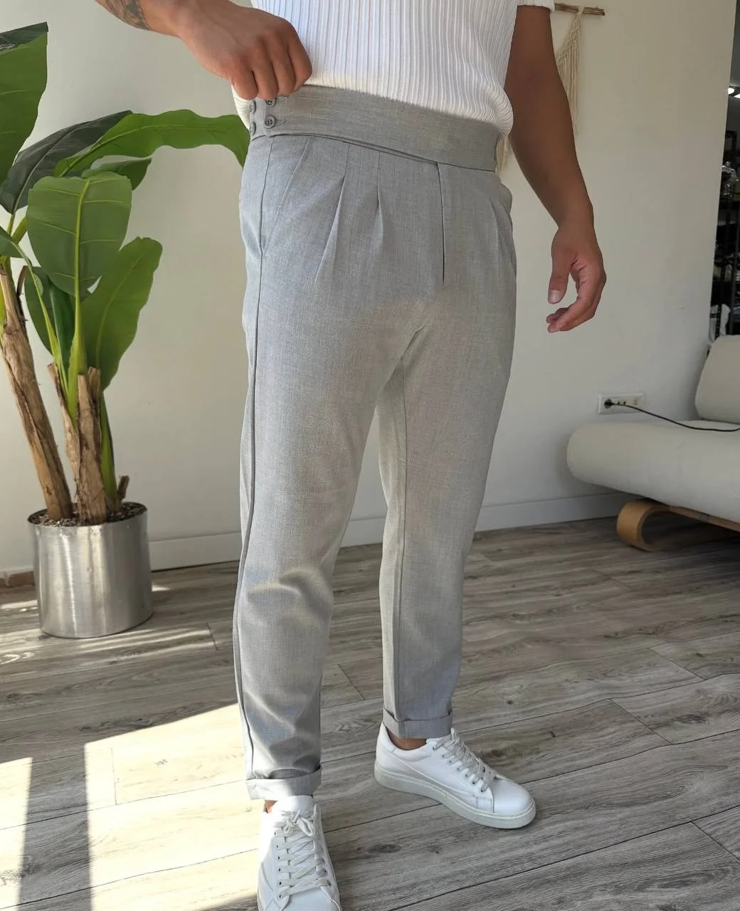 Pantalon Haute Ceinture à Pinces – Élégance Moderne & Coupe Premium