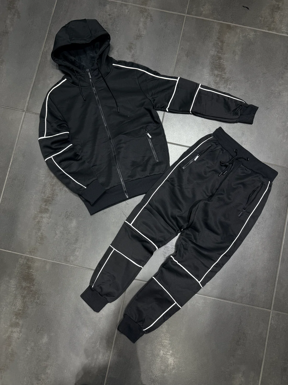 ENSSEMBLE  Uomo TECH
