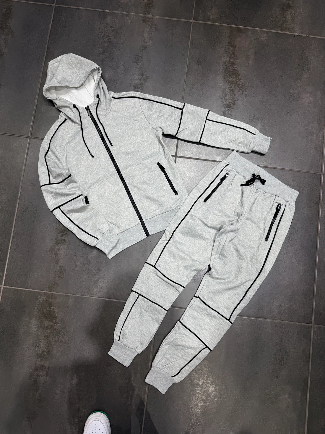 ENSSEMBLE  Uomo TECH