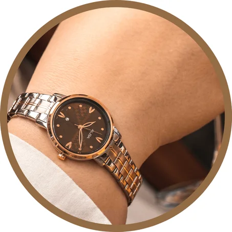 ساعات نسائية