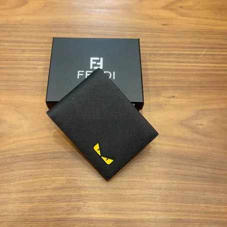 محفظة رجالي ماركة فندي جلد اسود