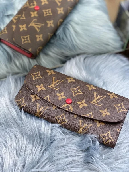 Louis Vuitton 1