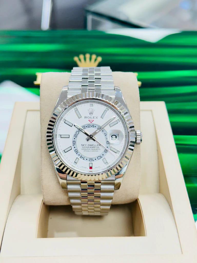 wristwatch