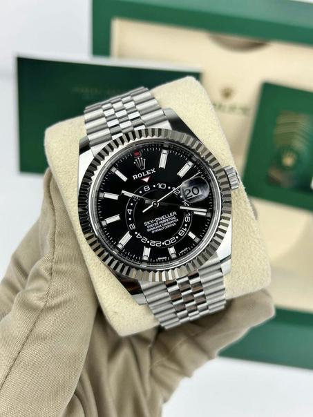 wristwatch
