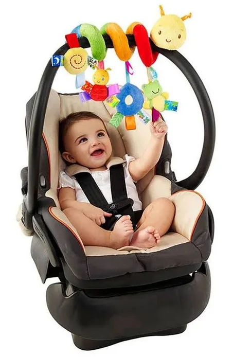 خشخيشات معلقة لسرير الأطفال