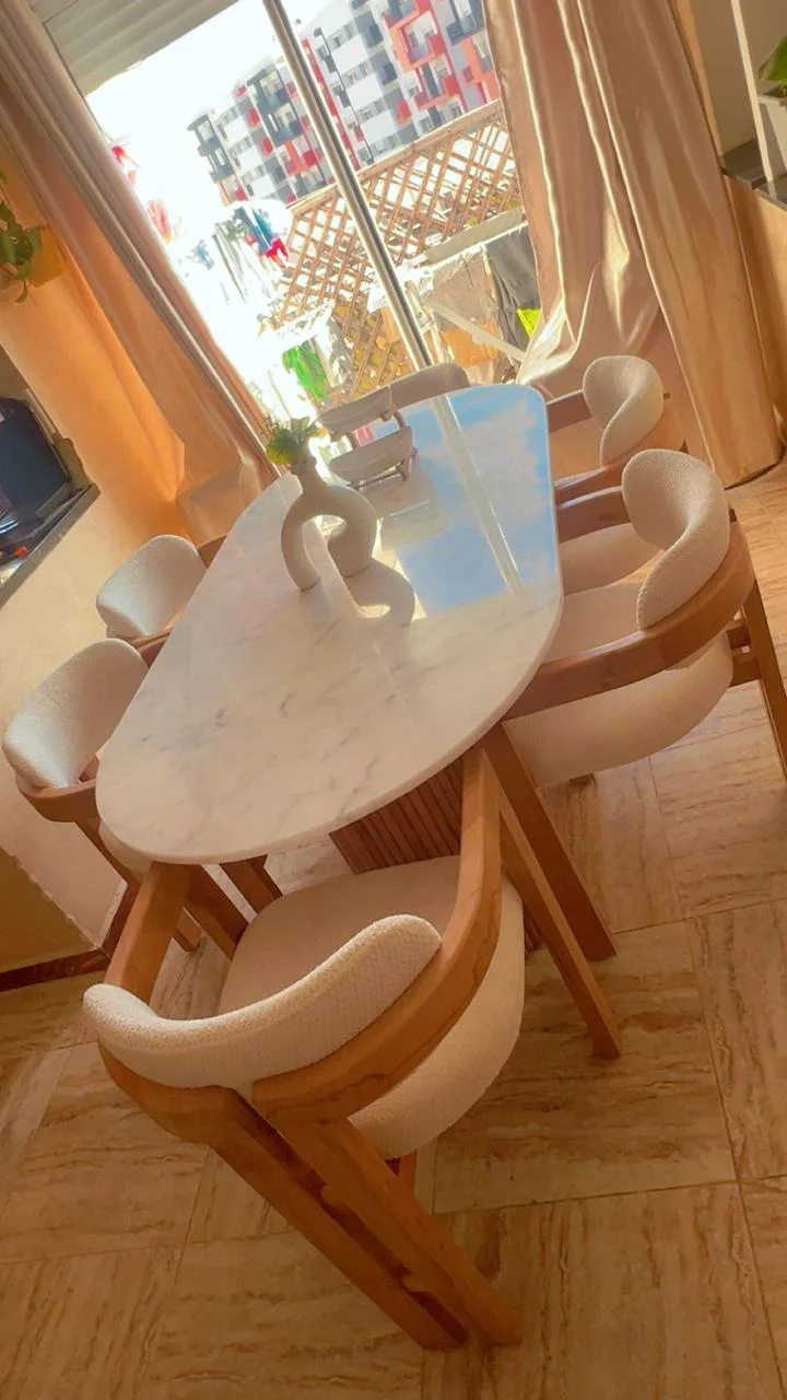 salle manger en marbre ibiza