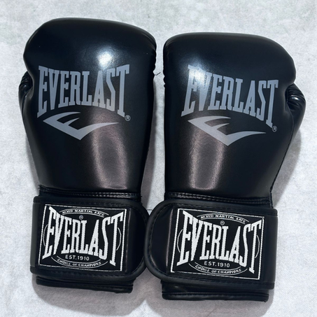 BOXING GLOVES