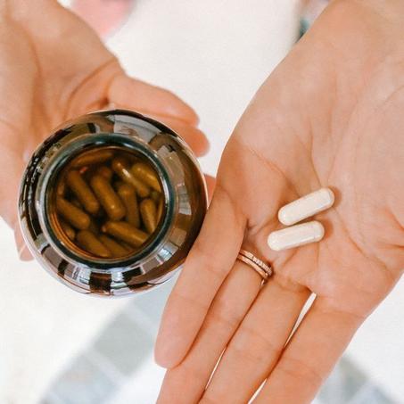 مكملات غذائية لتعزيز الصحة