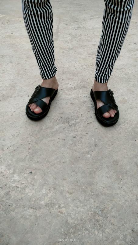 صنادل جلدية رجالية كلاسيكية أنيقة ومريحة