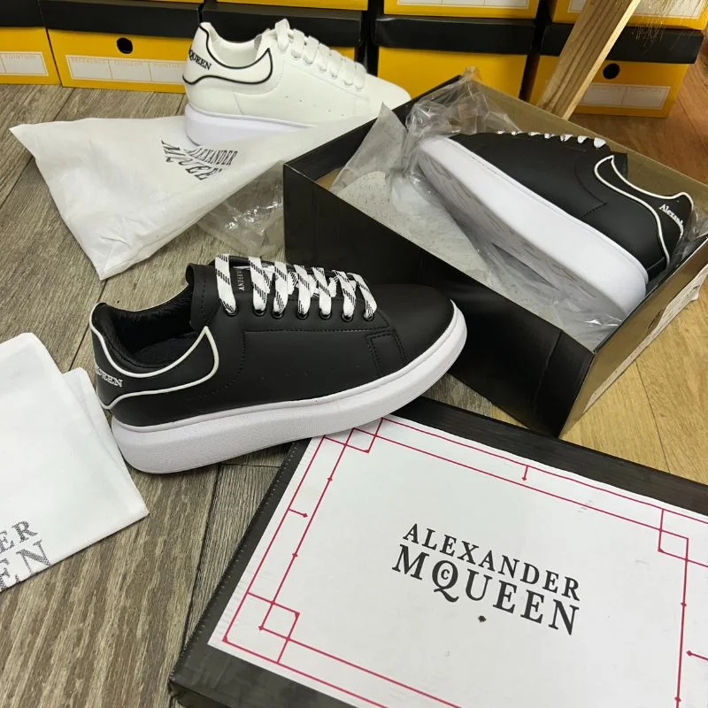 ALEXANDER MQUEEN NOIRE