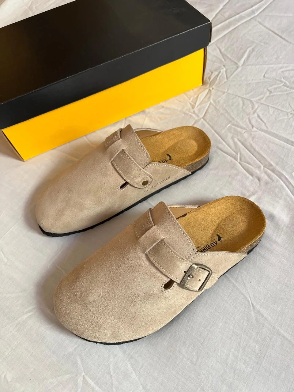 sabot birkenstock boston couleur taupe
