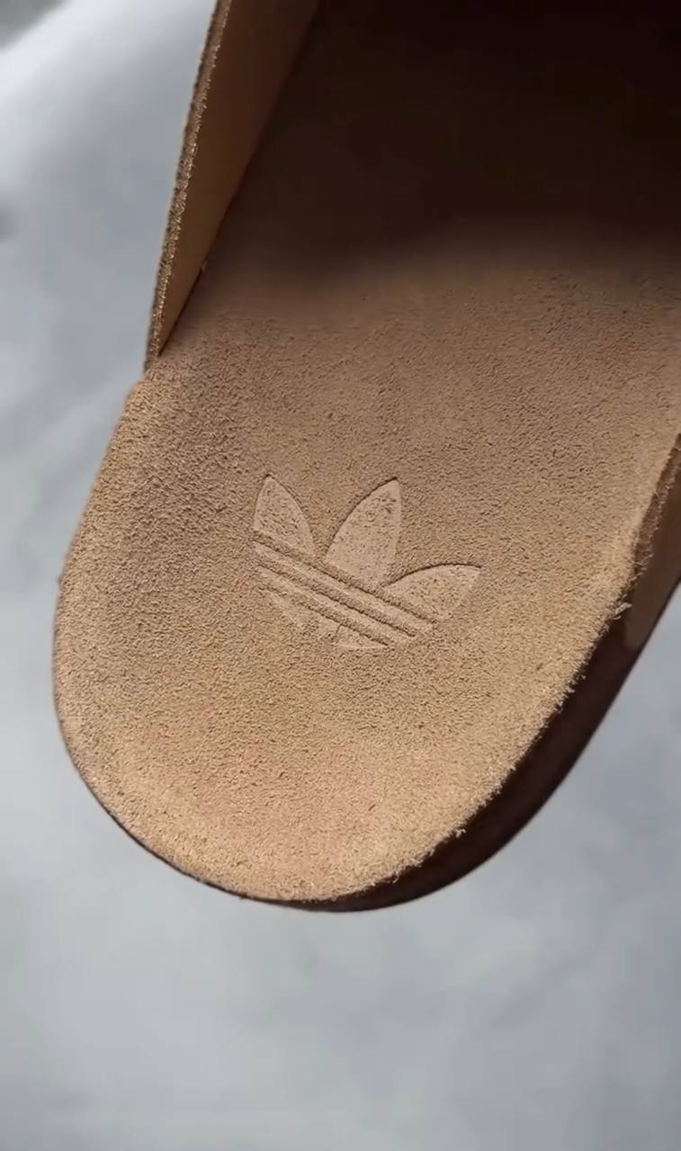 Adidas ADIMULE Unisex – Sabots