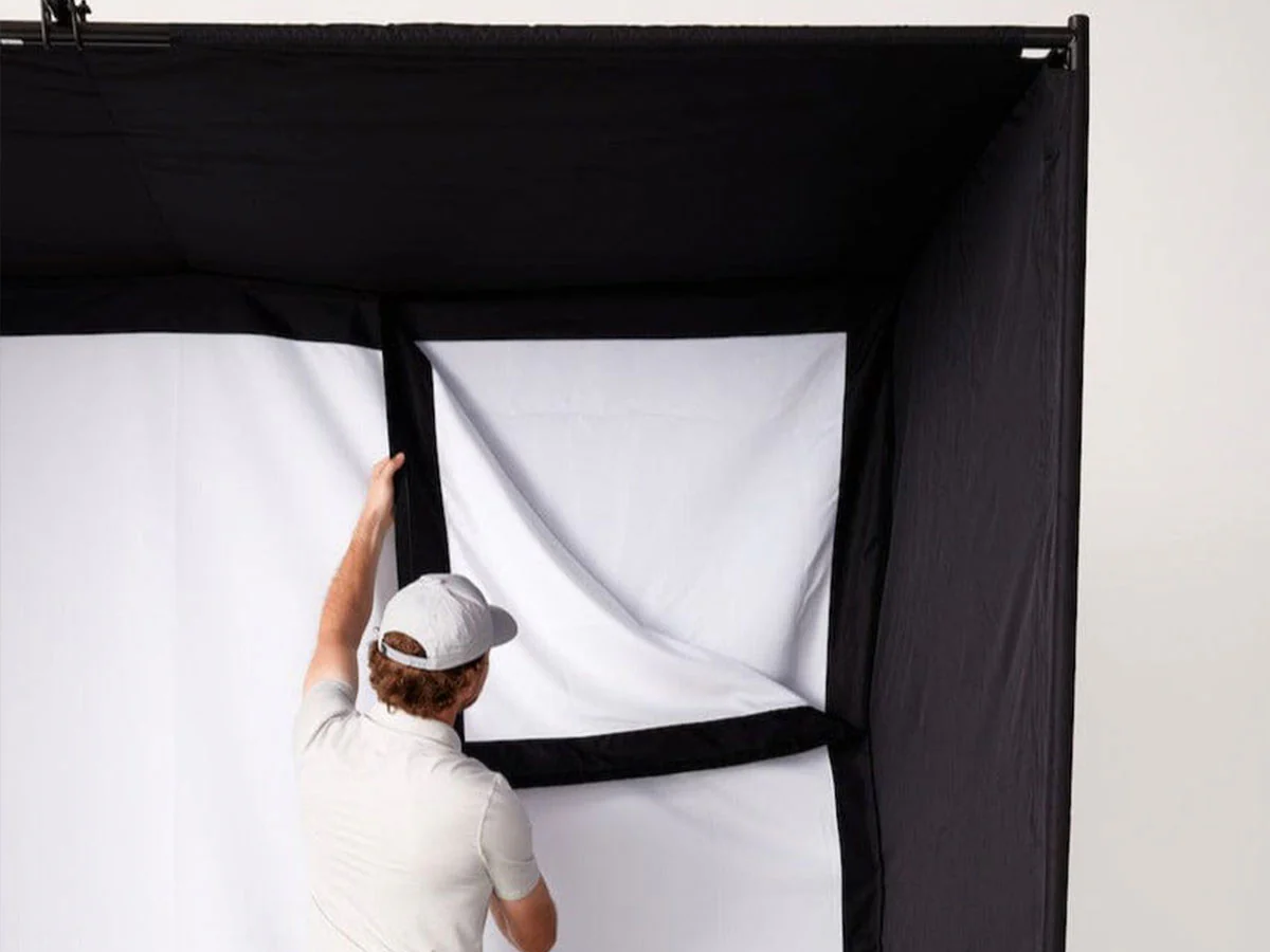 SKYTRAK Golf Simulator | Premium Studio