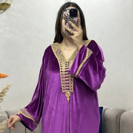 كندورة موبرة هموية - طرزة "المخ" الأصيلة وخدمة المعلم