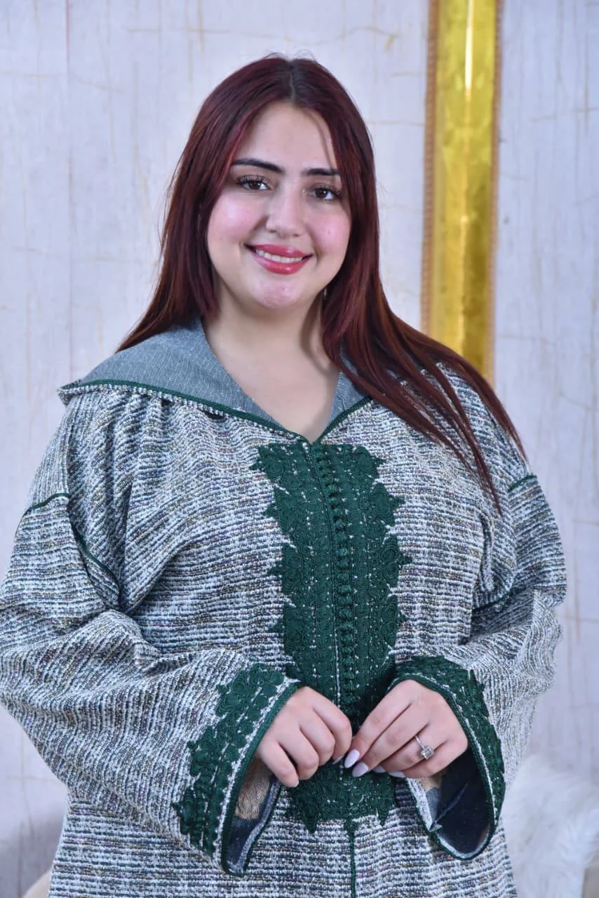 جلابة كارو شتوية فصالة مخزانية – خدمة المعلم (كوليكسيون 2026) لأنكِ تستحقين الدفء بلمسة "هموية"