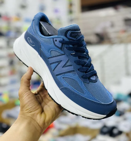 New Balance 990