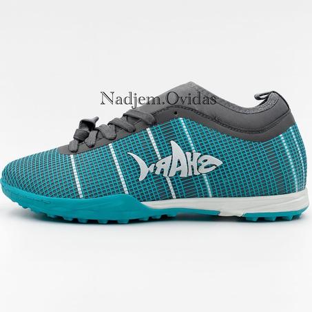 حداء كرة القدم Shark Football Pro