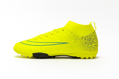 حداء كرة القدم Nika Air Pro