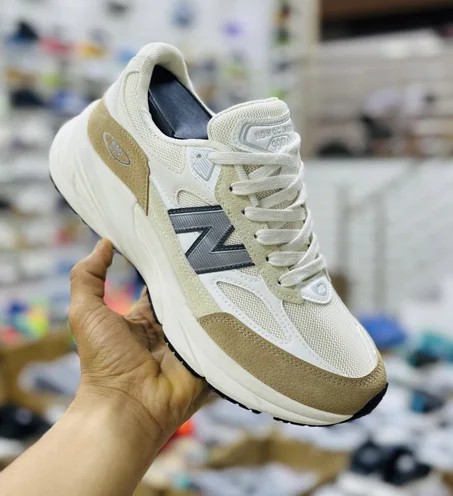 New Balance 990-8 Plus 1