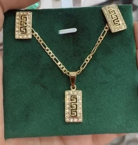 Ensemble Collier + Boucle d'oreille haute qualité - FND