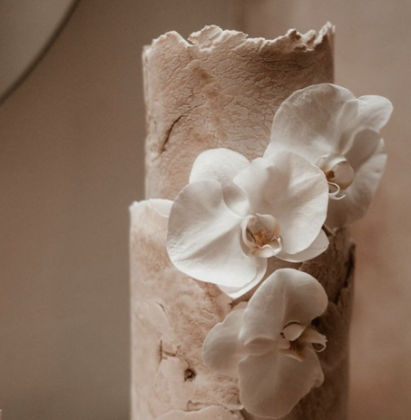 أماكن معطرة بالعود