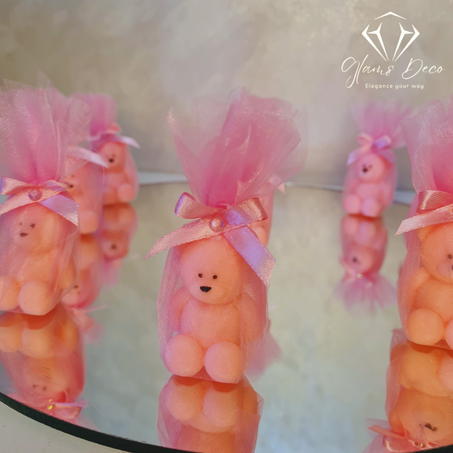 شموع على شكل دب