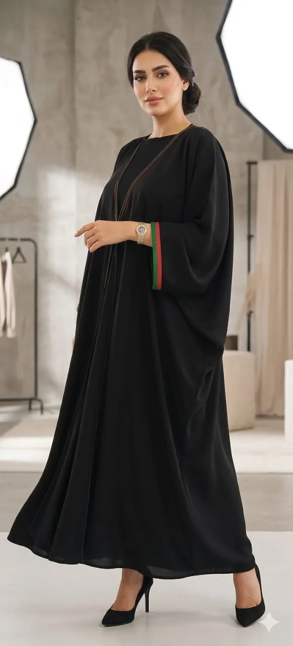 عباية الفراشة (Chauve-souris) العصرية بلمسة مخزنية أصيلة