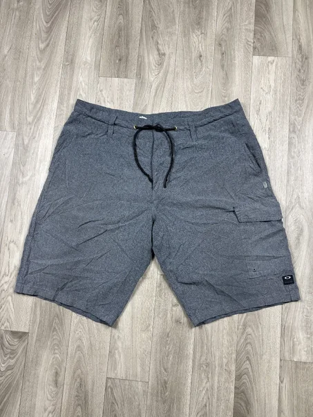 short  oakley