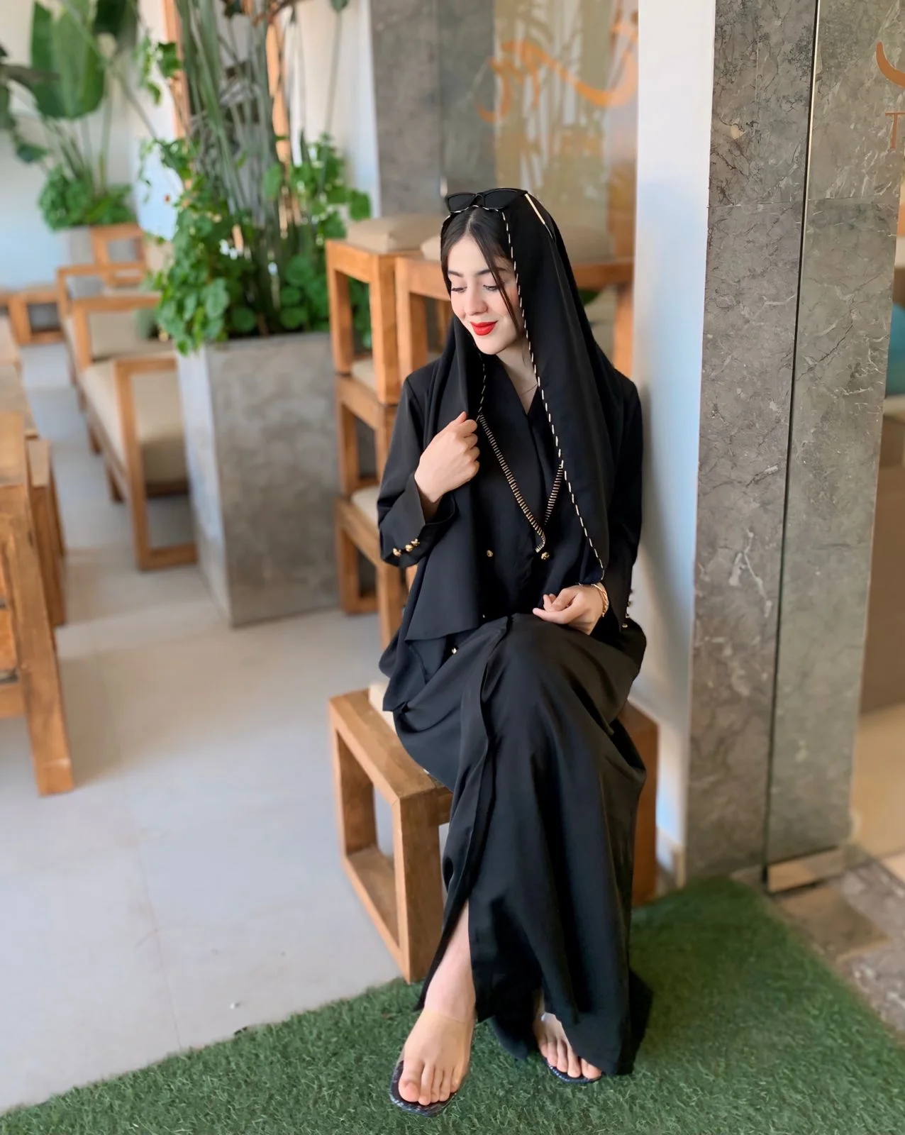 Khamrah black abaya + Châle