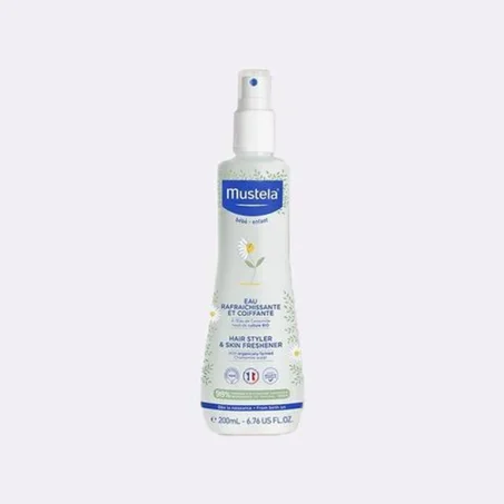 Eau Rafraichissante et Coiffante Bébé à l’eau de Camomille Bio - Mustela
