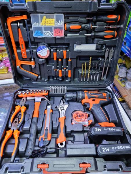 مجموعة أدوات منزلية احترافية (مفك براغي 21 فولت)