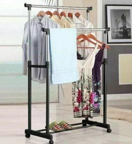 علاقة الملابس double pole