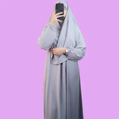 عباية أنيقة مع فولار – تصميم محتشم وعصري