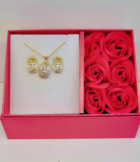 علبة فخمة للمناسبات الخاصة 😍🎁