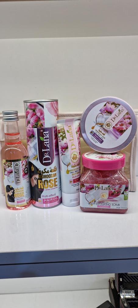 باك Dr.Lana بالورد المغربي 🌹 عناية متكاملة للشعر والجسم بنفحات عطرية ولمسة ناعمة ومرطبة.
