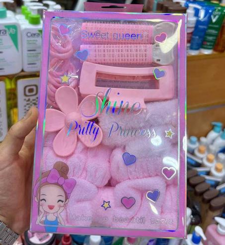 مع طقم Pretty Princess – نعومة، مرح، وأناقة في علبة وحدة 🫧🍒