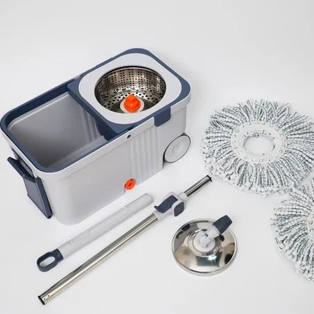 ممسحة دوارة 360° مع (3 مناشف هدية)