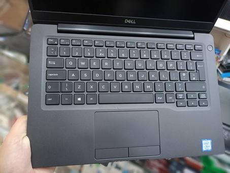 i5 8em   Ram 8/ 256 ssd