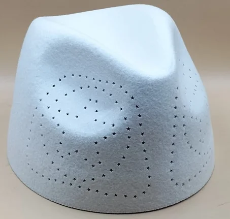 الطربوش المغربي الأبيض