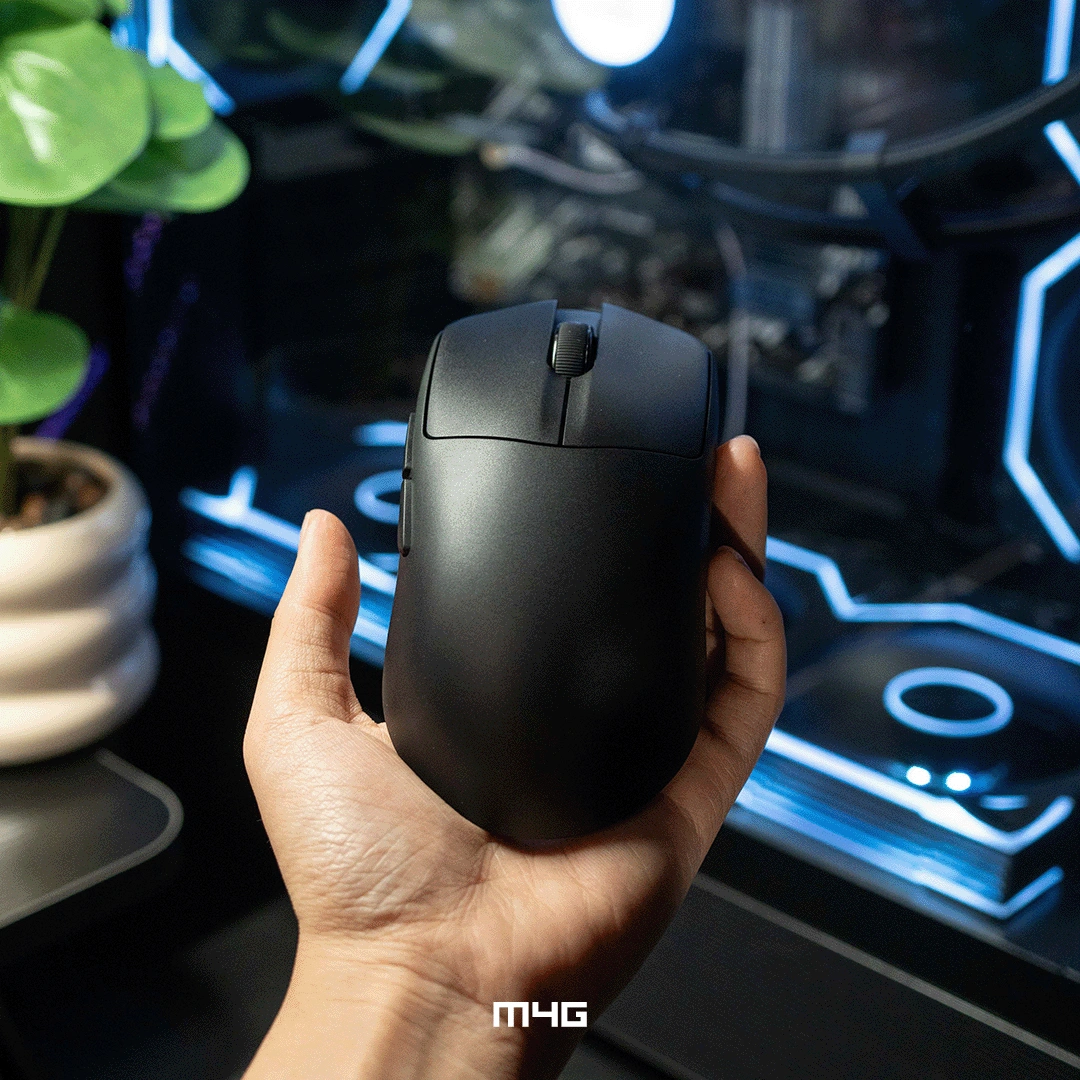 M4G x FURYCUBE G13S Wireless Gaming Mouse with Swappable Battery (Black)