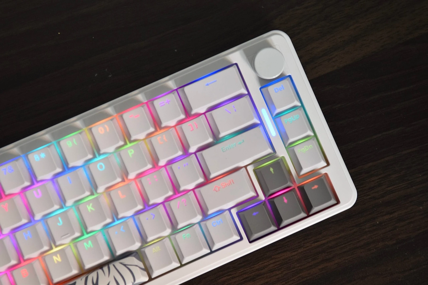 Golden Lion GM68 65% Hot-Swappable 3-Pin Full RGB Lighting USB-C VIA Interface Red/Silver Switches Compact Gaming Keyboard (white)