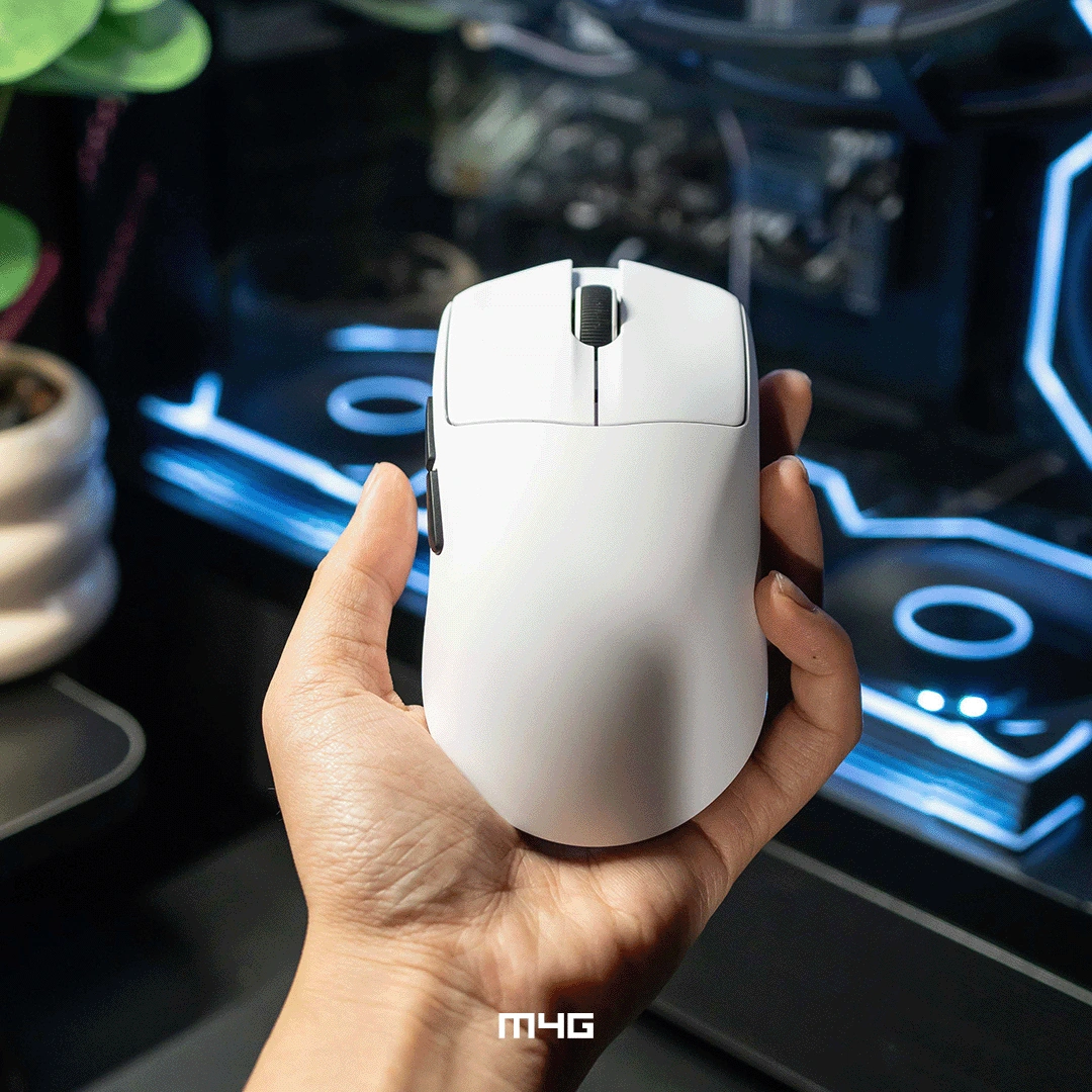 M4G x FURYCUBE G13S Wireless Gaming Mouse with Swappable Battery (White)