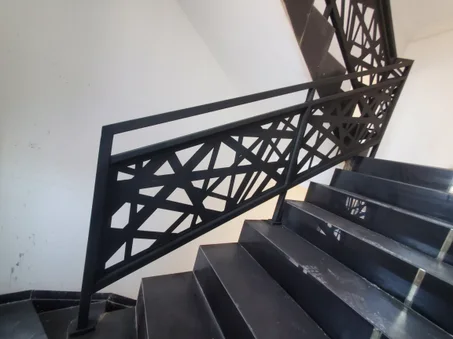 Garde-corps métalliques »