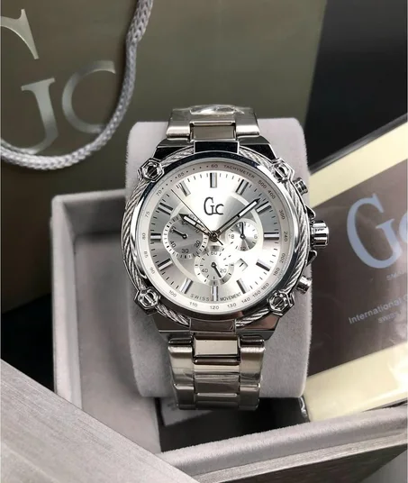 MONTRE GC