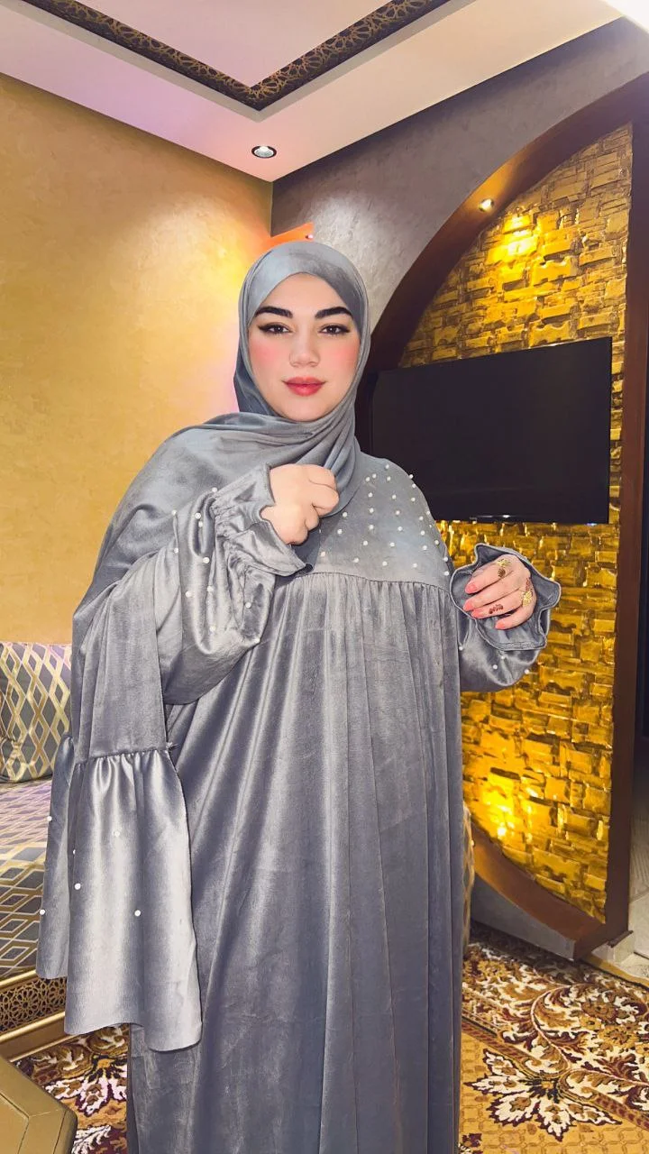 عباية الصلاة بالشال منبتة بالعقيق موديل 2026😍
